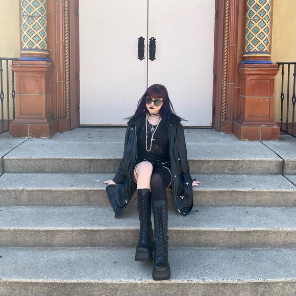 Meet your Posher, Stella - Picture 1 of 1